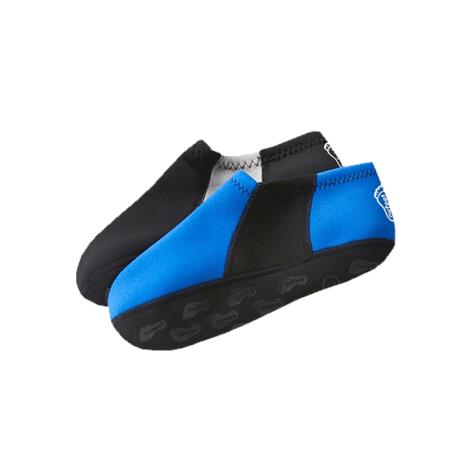 indoor footwear for men